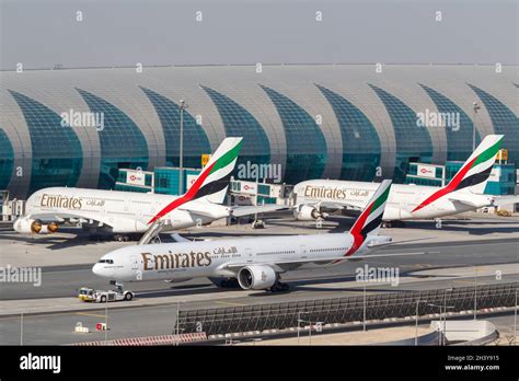 airbus a380-800 or boeing 777-300er|Airbus A380.